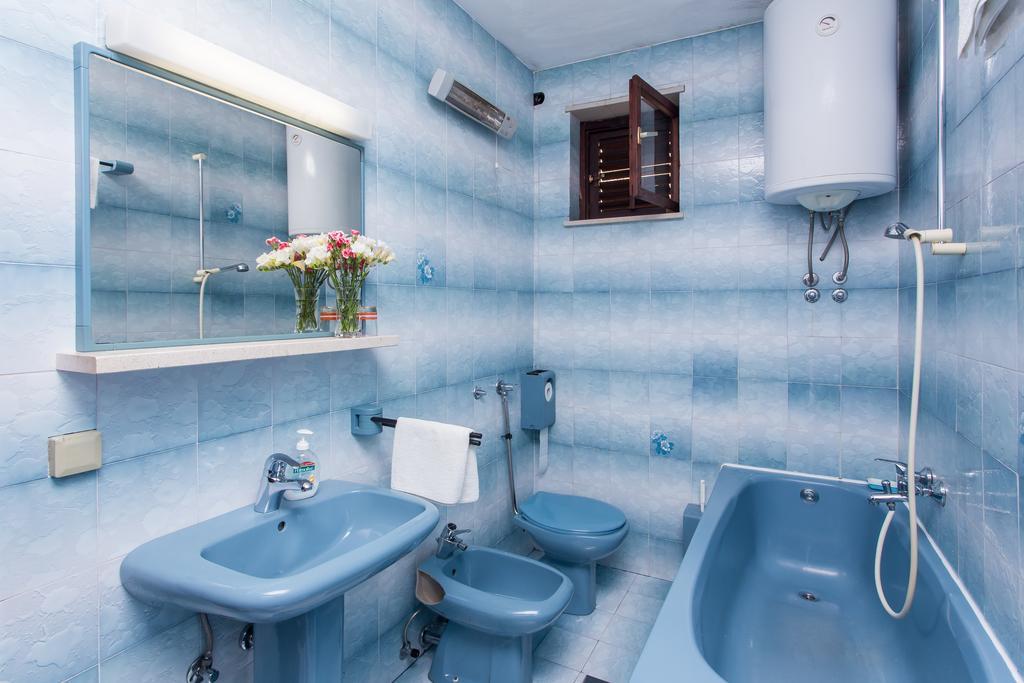 Guest House Lina ดูบรอฟนิก ภายนอก รูปภาพ